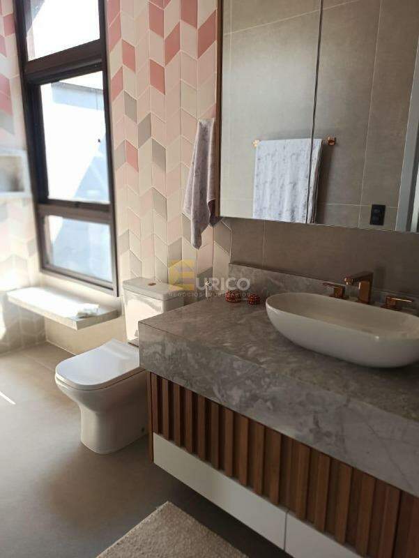 Casa em condomínio à venda no Condomínio Flor da Serra em Valinhos/SP: 