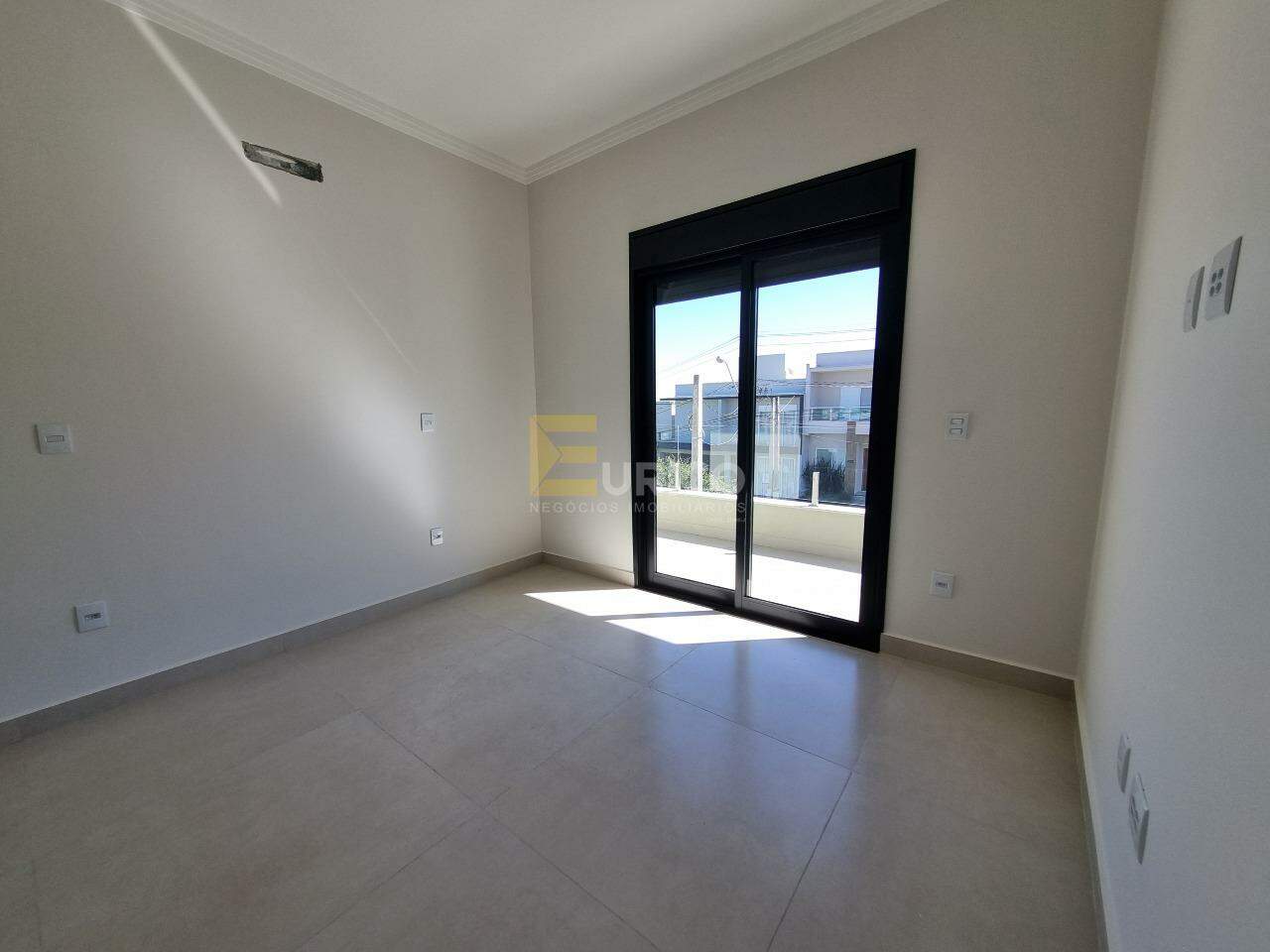 Casa em condomínio à venda no Condomínio Reserva da Mata em Vinhedo/SP: 2a. suíte 