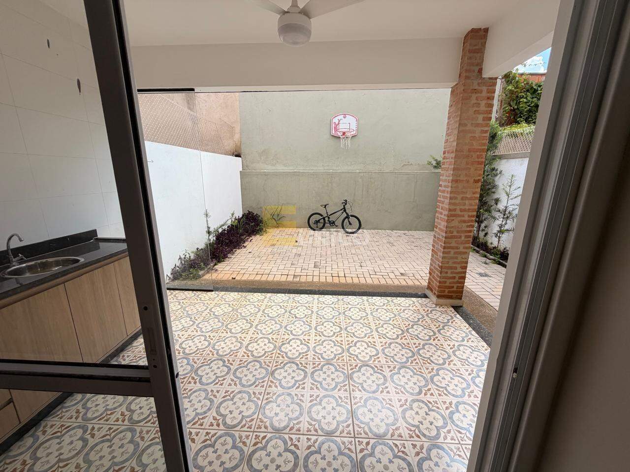 Casa em condomínio para aluguel no Condomínio Dossel Esplanada Village em Valinhos/SP: 