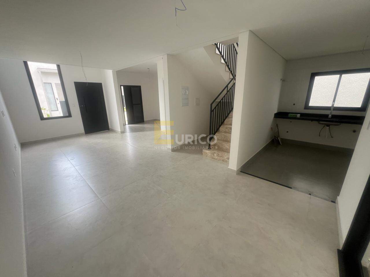 Casa em condomínio à venda no Condomínio Villaggio Maranello em Vinhedo/SP: 