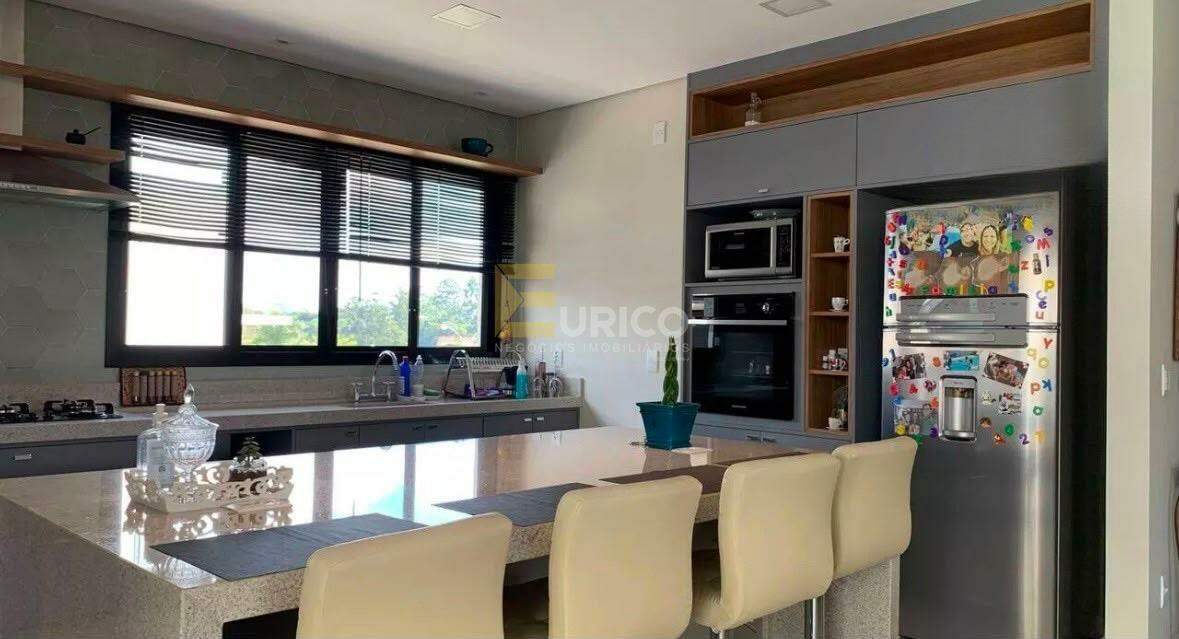 Casa em condomínio à venda no Condomínio Santa Isabel em Louveira/SP: