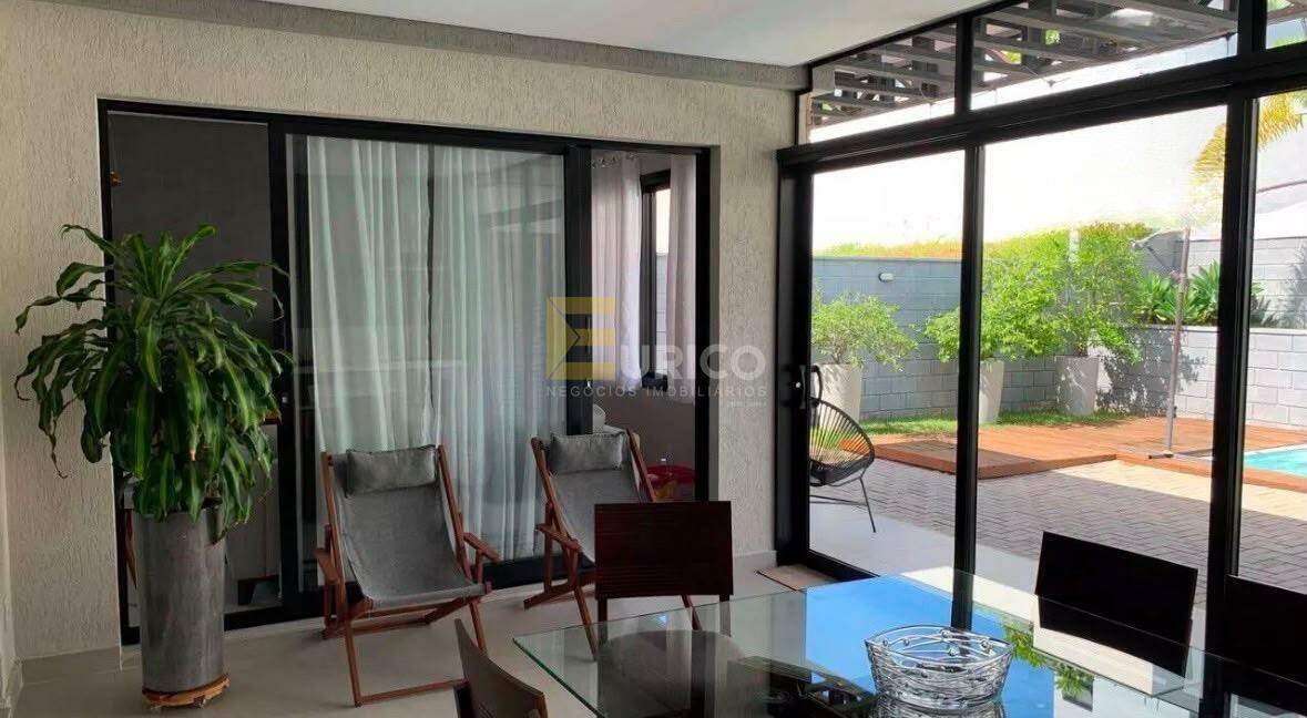 Casa em condomínio à venda no Condomínio Santa Isabel em Louveira/SP: