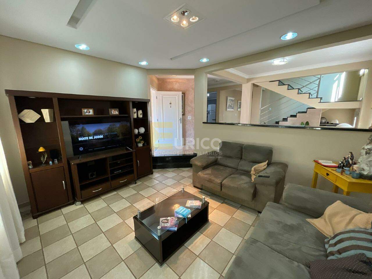 Casa em condomínio à venda no Condomínio Residencial Villa Fontana em Valinhos/SP: