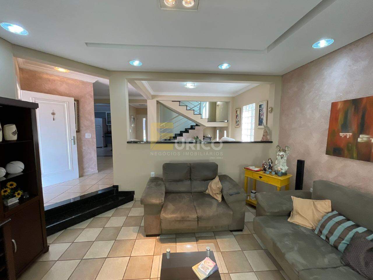 Casa em condomínio à venda no Condomínio Residencial Villa Fontana em Valinhos/SP:
