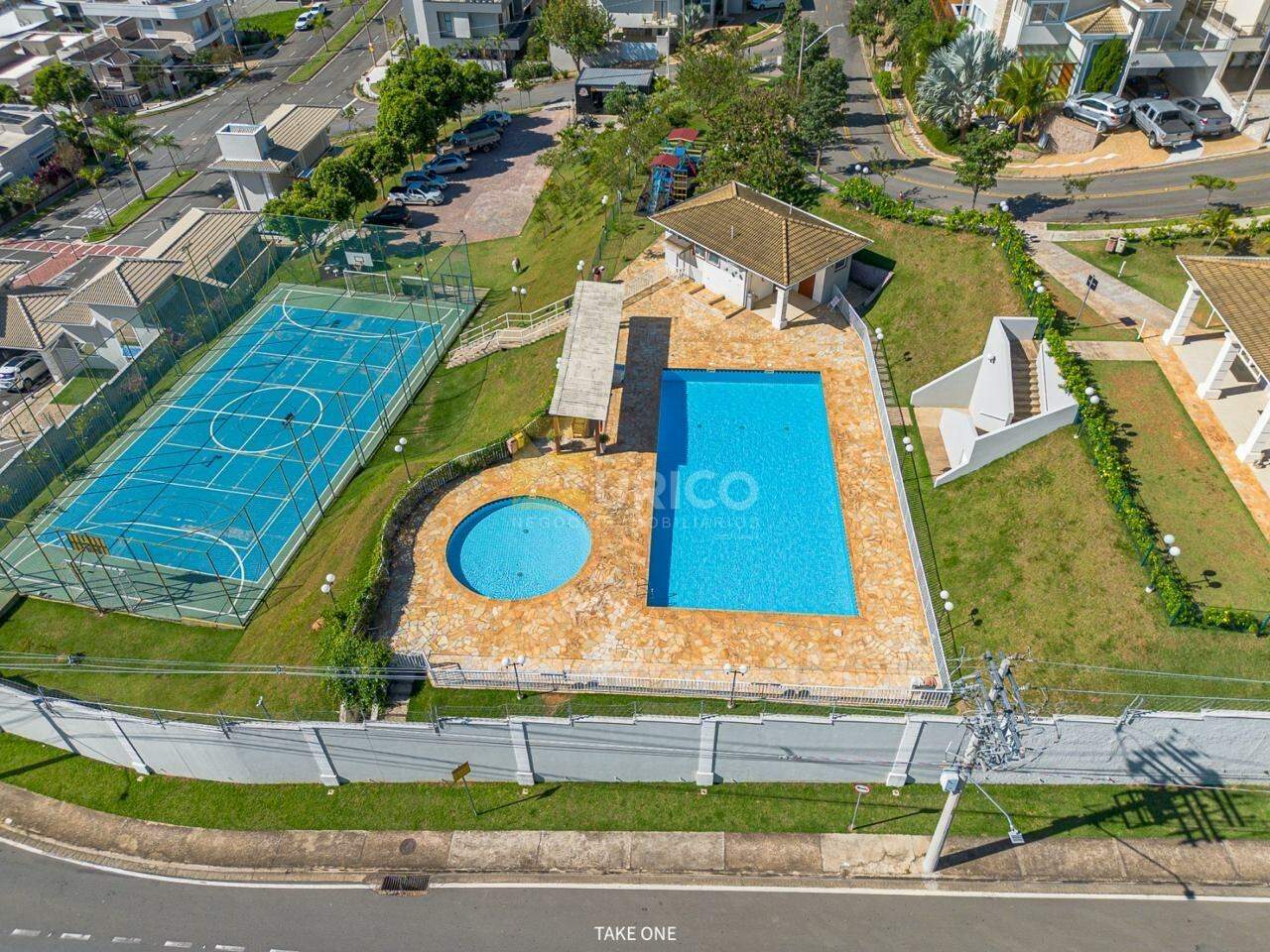 Casa em condomínio à venda no Condomínio Portal do Jequitibá em Valinhos/SP: 