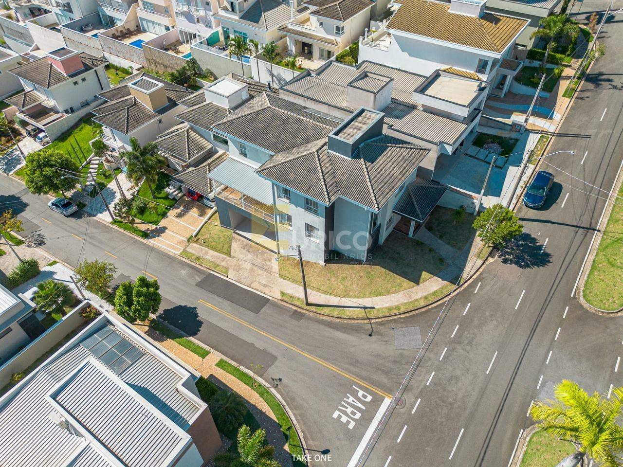 Casa em condomínio à venda no Condomínio Portal do Jequitibá em Valinhos/SP: 