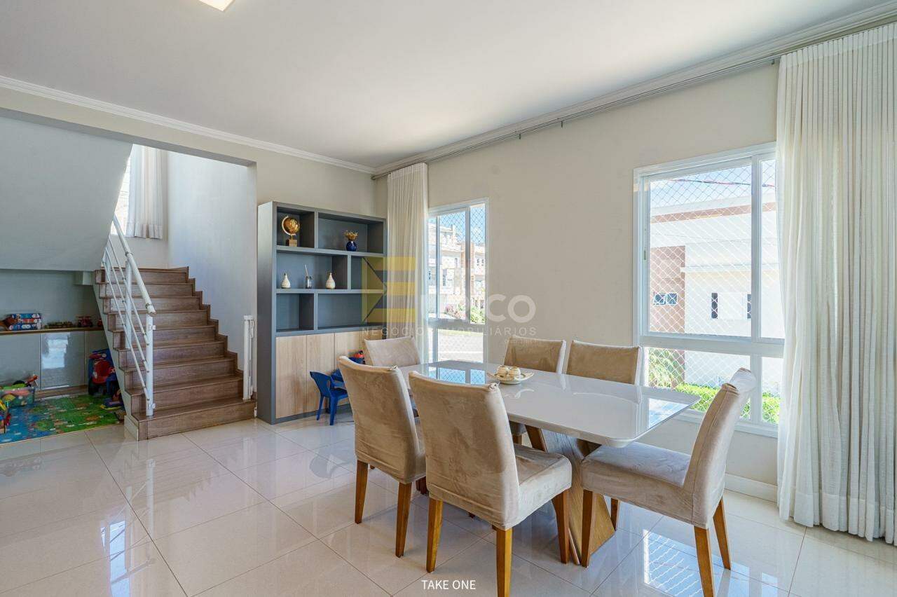 Casa em condomínio à venda no Condomínio Portal do Jequitibá em Valinhos/SP: 