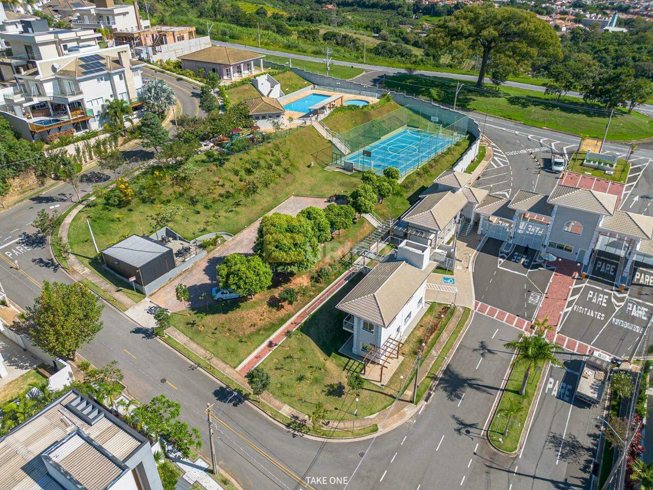 Casa em condomínio à venda no Condomínio Portal do Jequitibá em Valinhos/SP: 