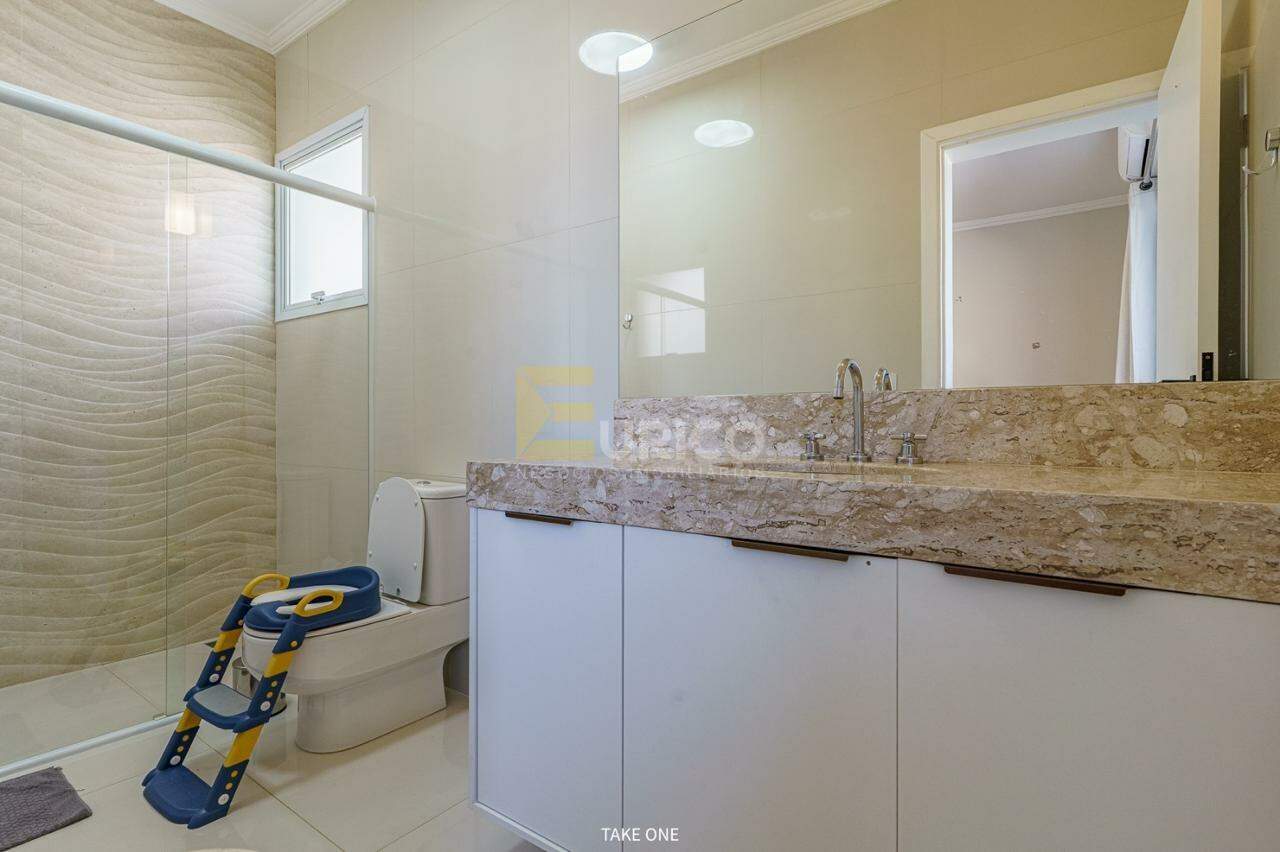 Casa em condomínio à venda no Condomínio Portal do Jequitibá em Valinhos/SP: 