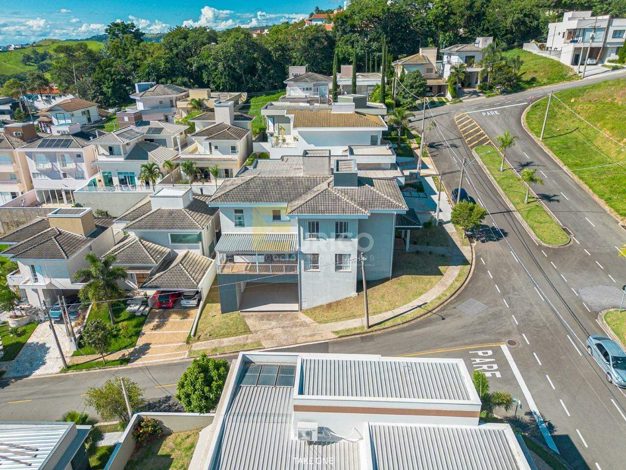 Casa em condomínio à venda no Condomínio Portal do Jequitibá em Valinhos/SP: 