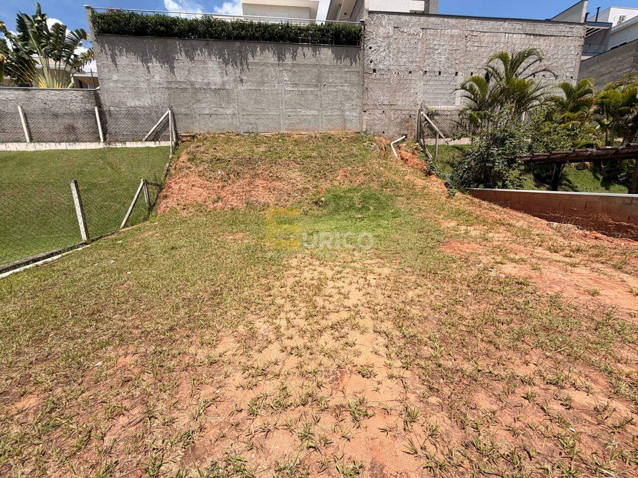 Terreno em Condomínio à venda no Condomínio Reserva dos Vinhedos em Louveira/SP: