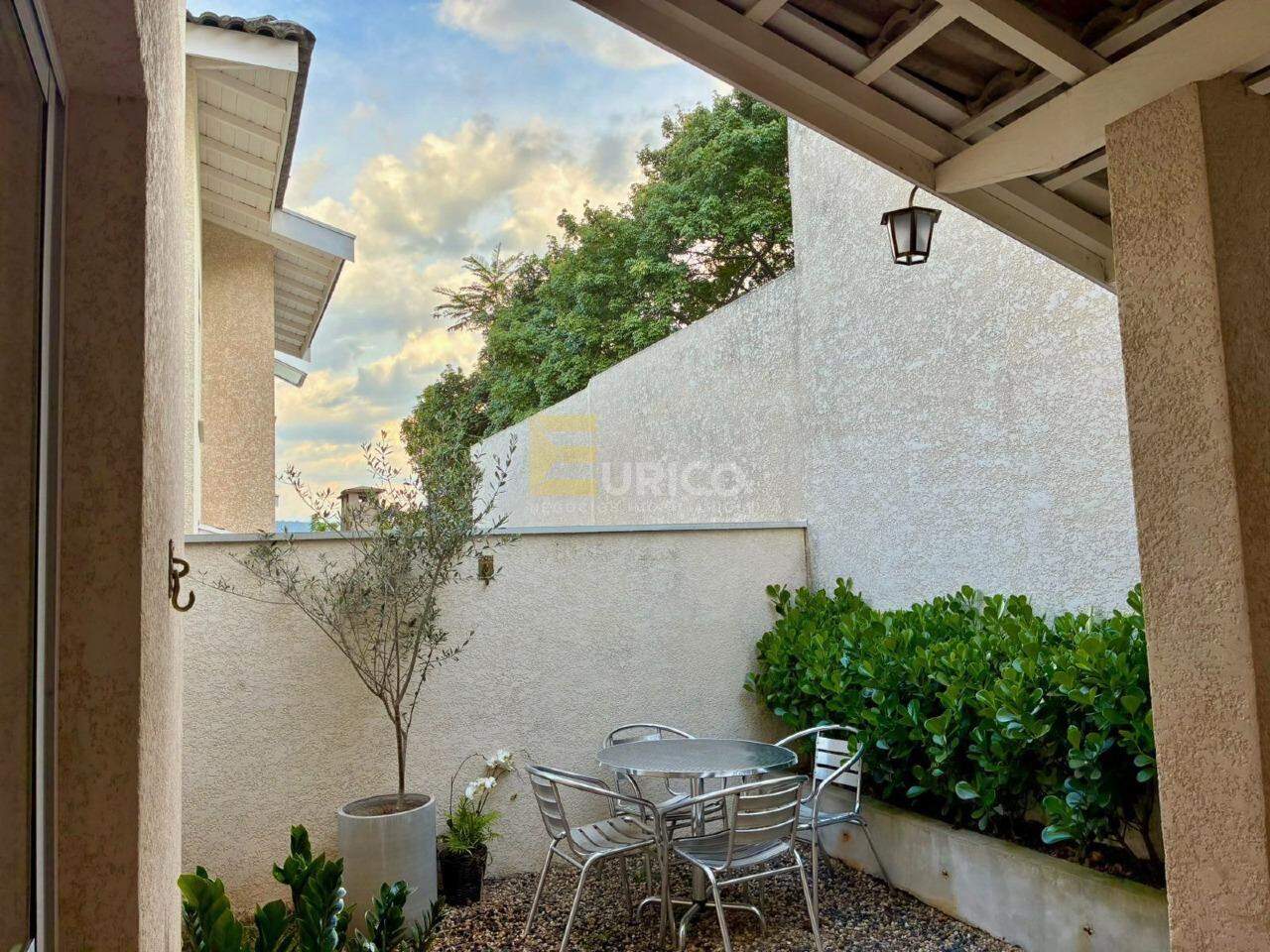 Casa em condomínio à venda no Condomínio Villaggio Imperiale em Louveira/SP: 