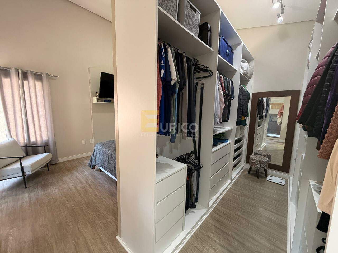 Casa em condomínio à venda no Condomínio Reserva dos Vinhedos em Louveira/SP: 