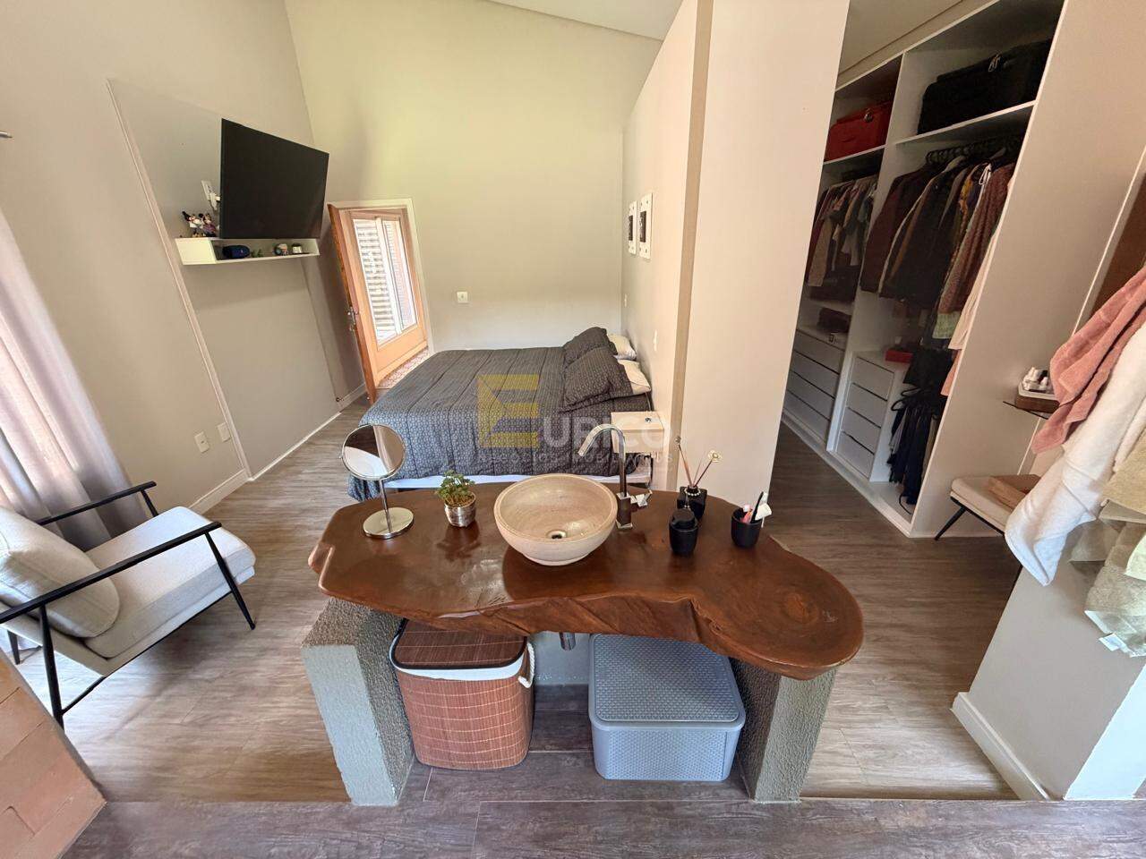 Casa em condomínio à venda no Condomínio Reserva dos Vinhedos em Louveira/SP: 