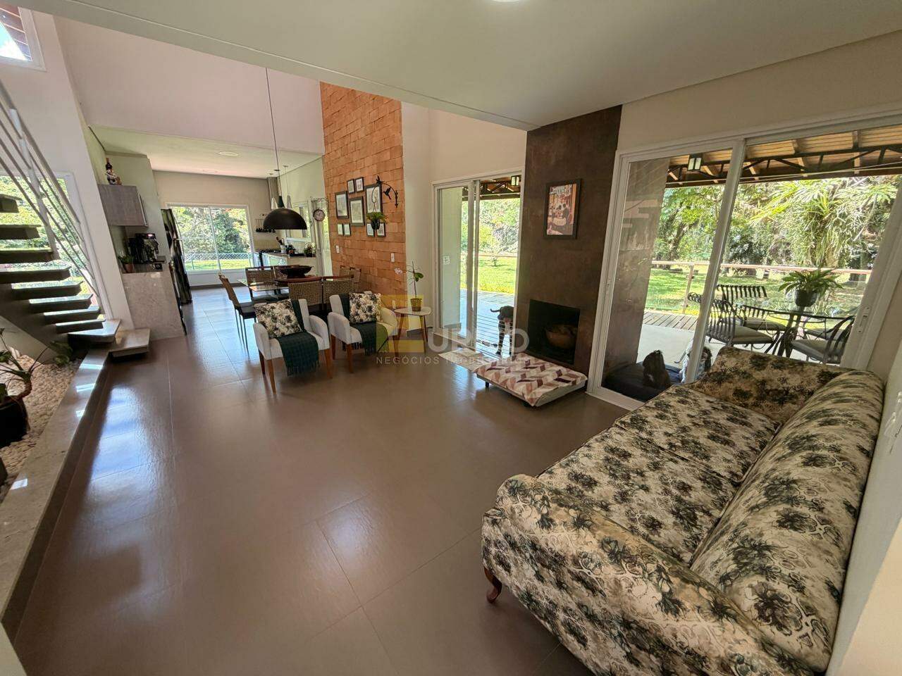 Casa em condomínio à venda no Condomínio Reserva dos Vinhedos em Louveira/SP: 