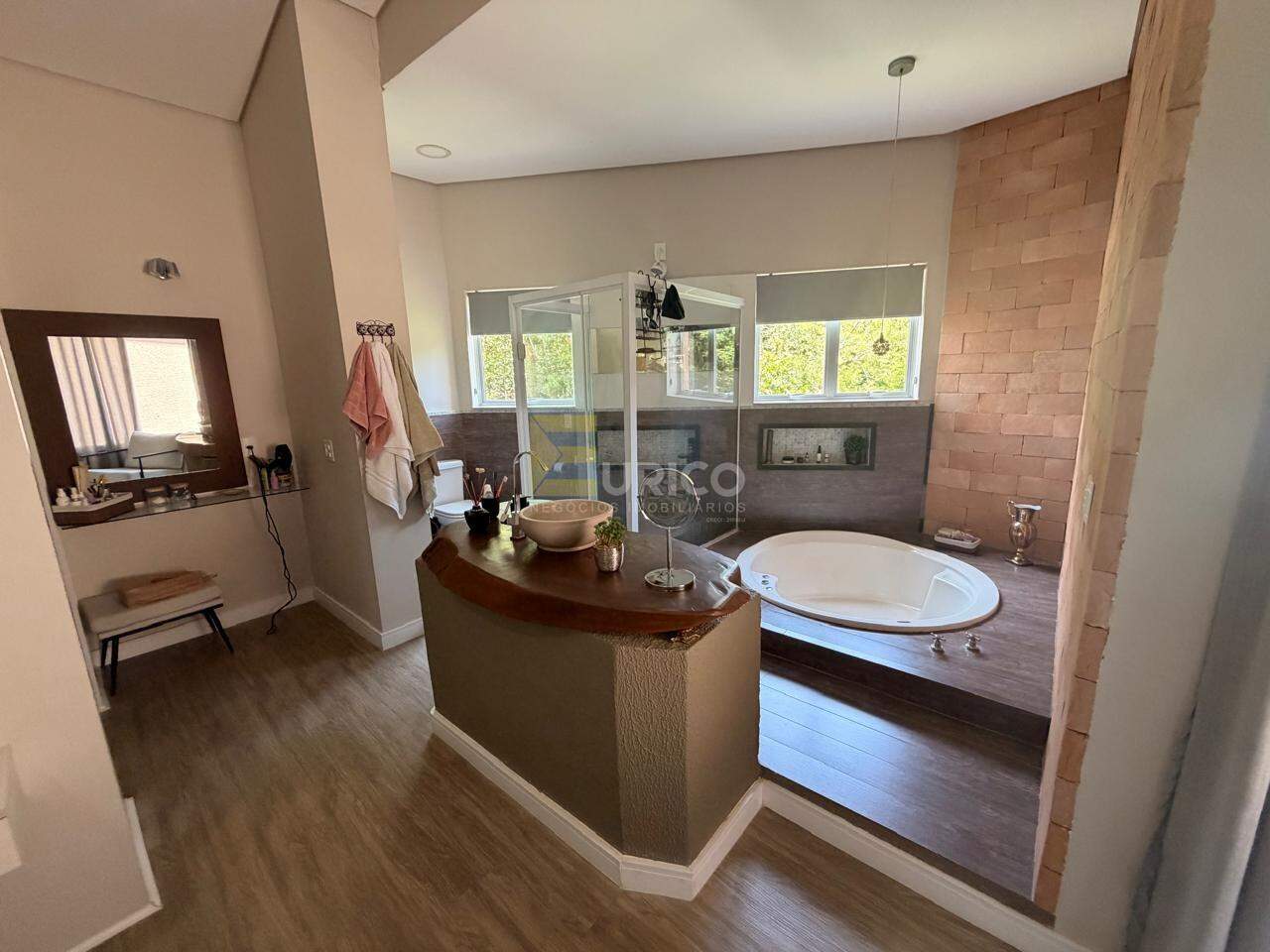 Casa em condomínio à venda no Condomínio Reserva dos Vinhedos em Louveira/SP: 