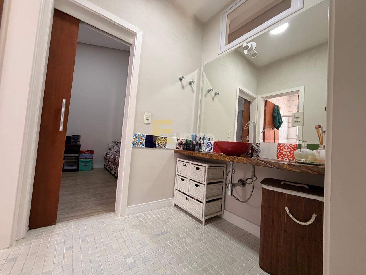 Casa em condomínio à venda no Condomínio Reserva dos Vinhedos em Louveira/SP: 