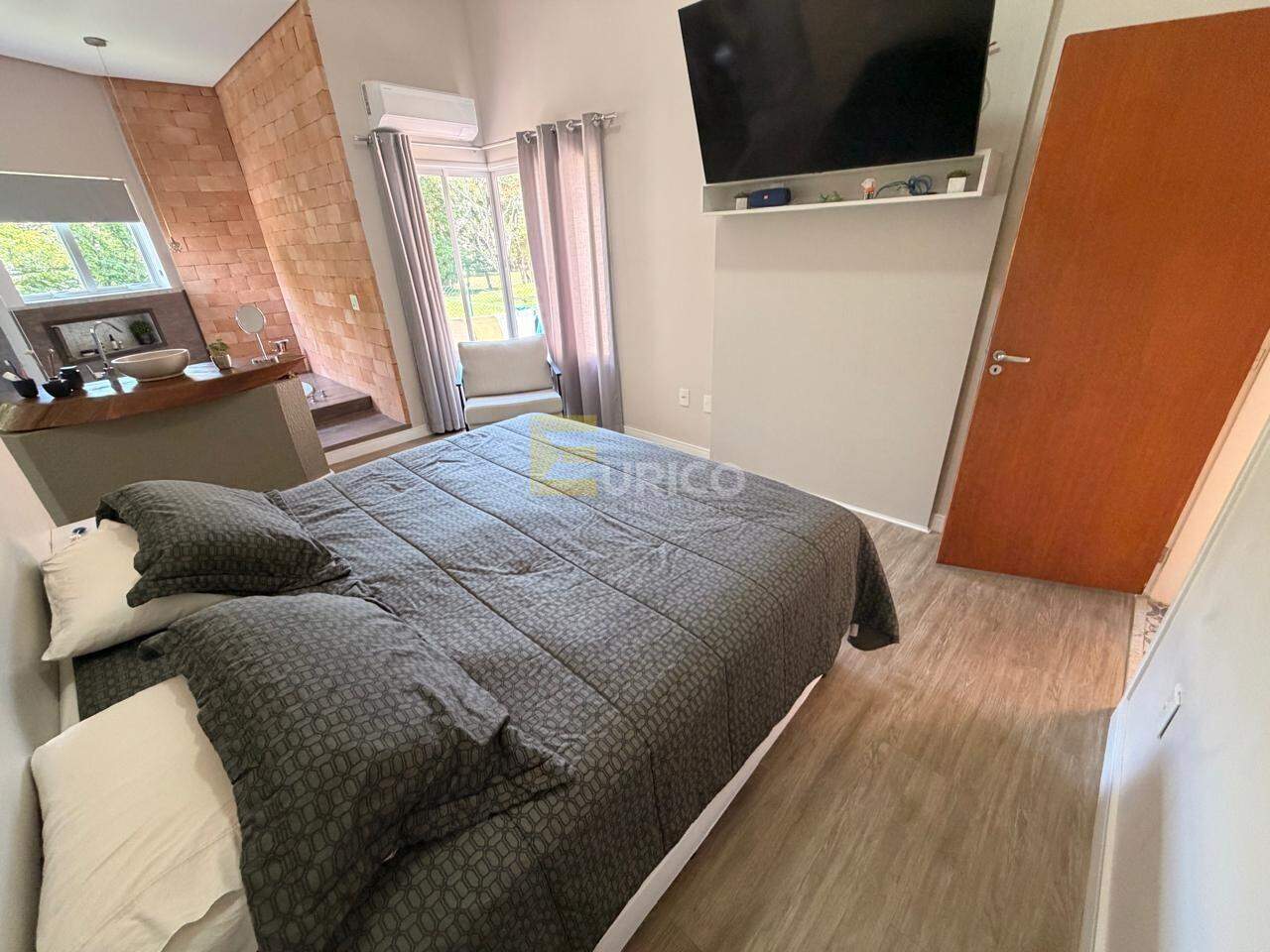 Casa em condomínio à venda no Condomínio Reserva dos Vinhedos em Louveira/SP: 