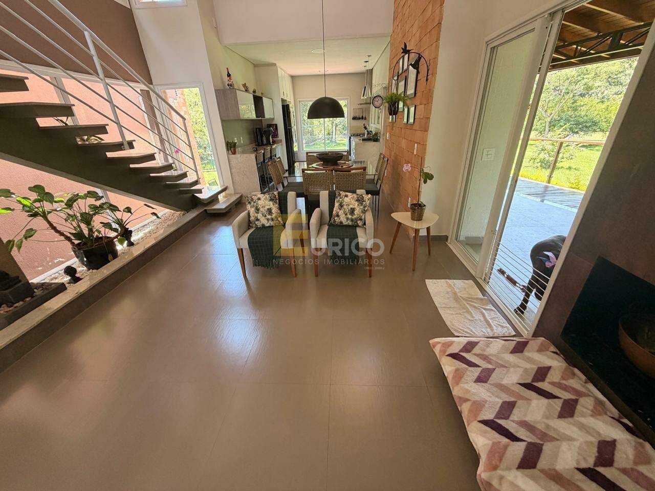 Casa em condomínio à venda no Condomínio Reserva dos Vinhedos em Louveira/SP: 