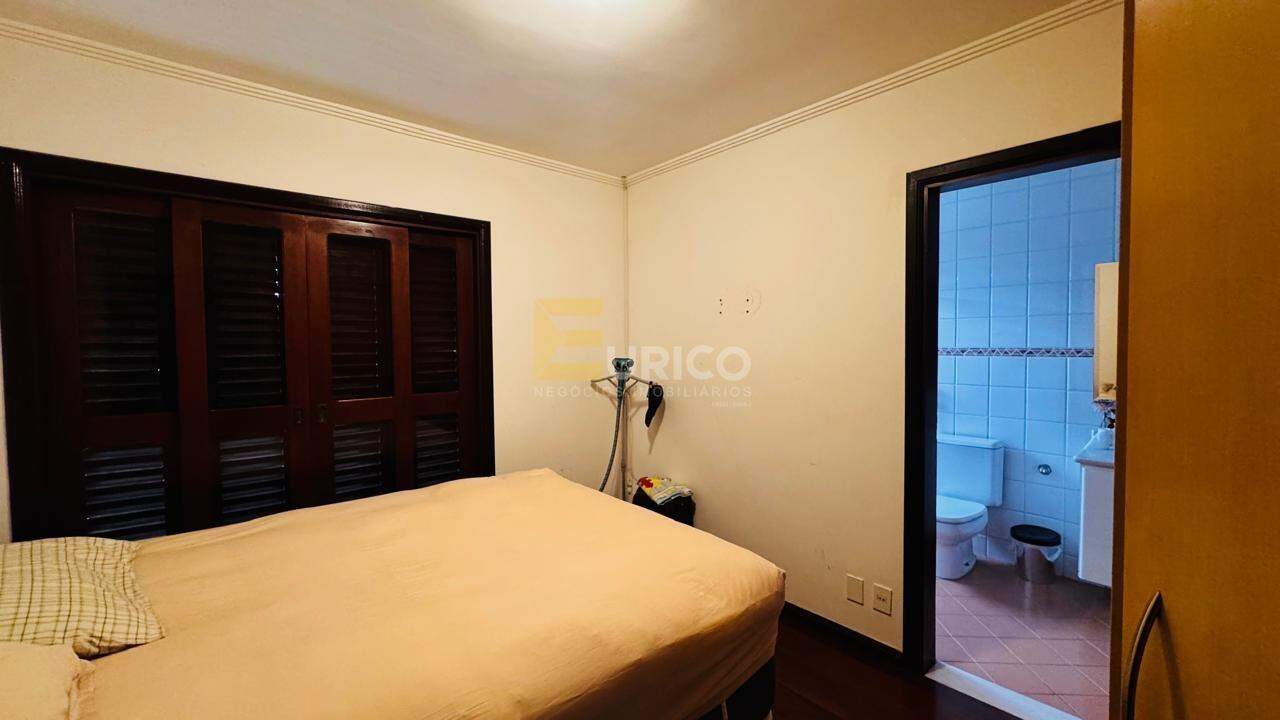 Casa em condomínio à venda no Condomínio Vista Alegre - Sede em Vinhedo/SP: 