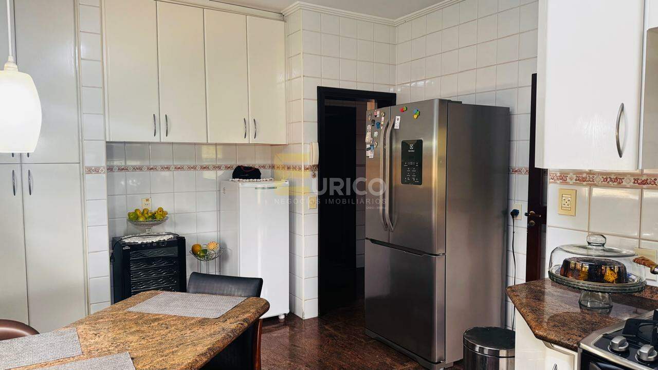 Casa em condomínio à venda no Condomínio Vista Alegre - Sede em Vinhedo/SP: 