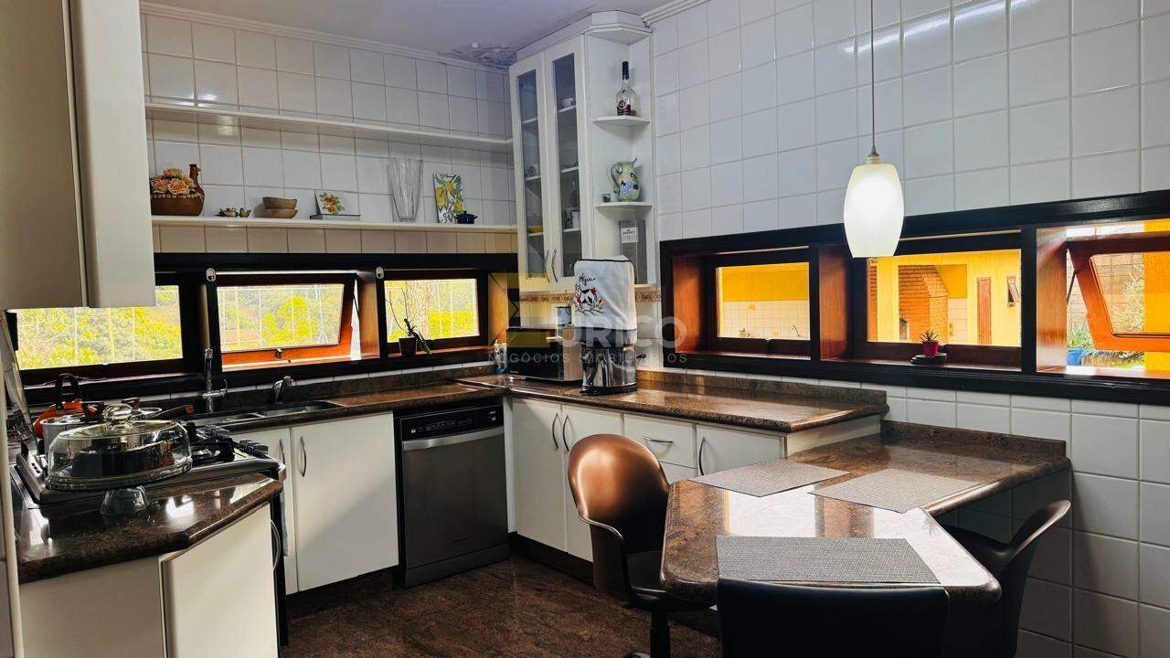 Casa em condomínio à venda no Condomínio Vista Alegre - Sede em Vinhedo/SP: 