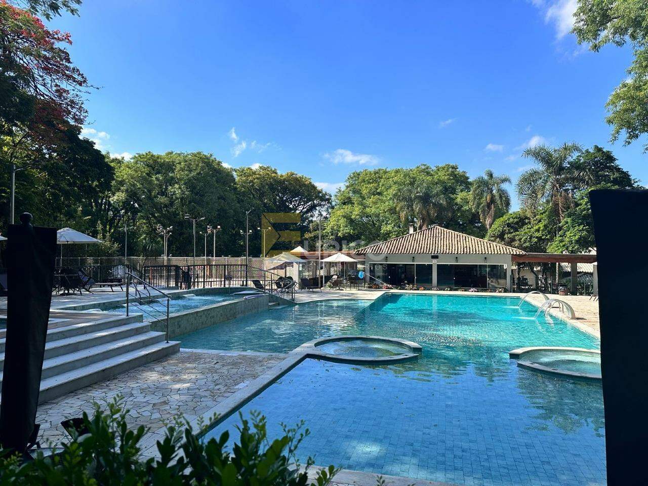Casa em condomínio à venda no Condomínio Reserva Colonial em Valinhos/SP: 