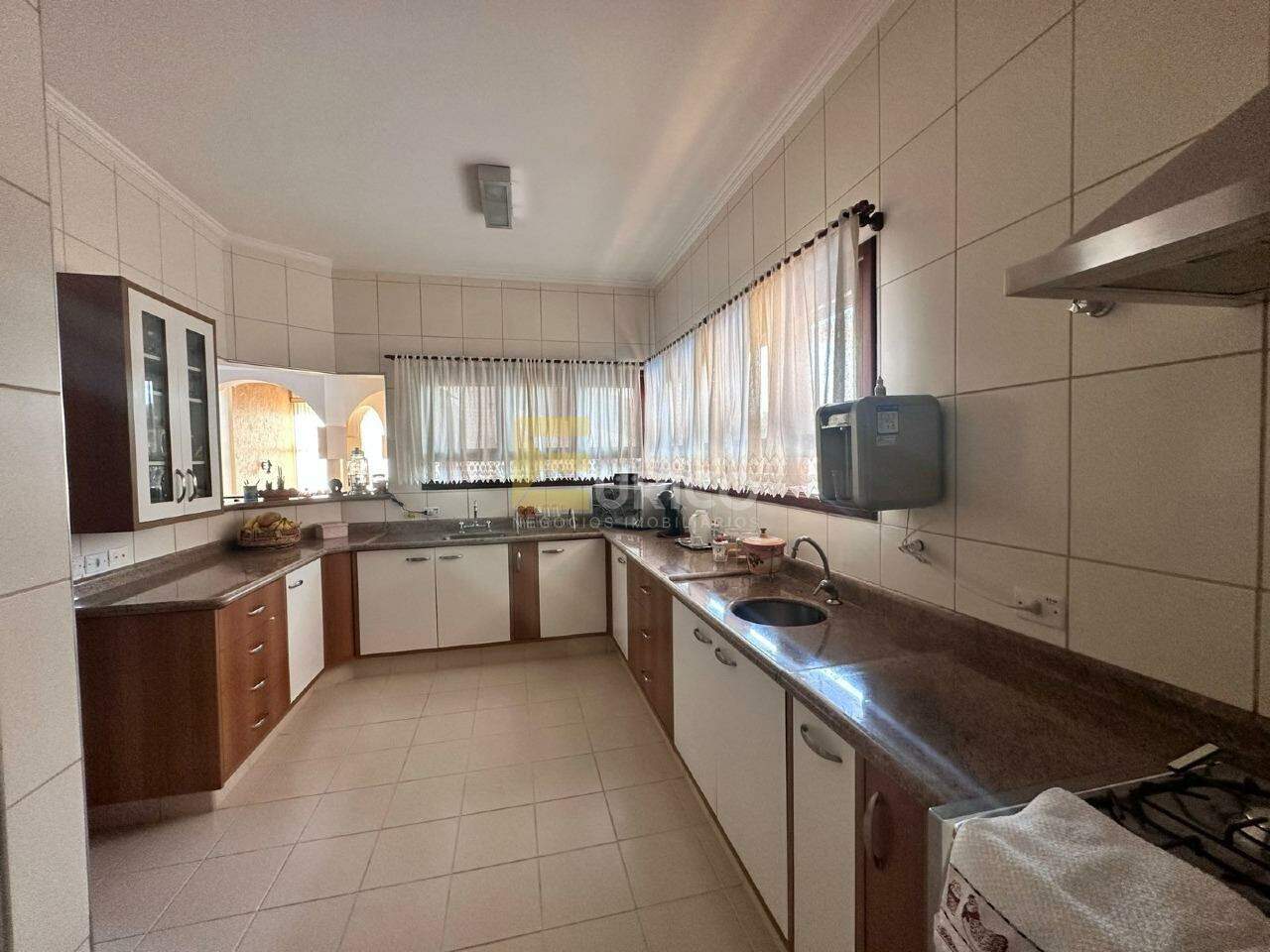Casa em condomínio à venda no Condomínio Reserva Colonial em Valinhos/SP: 