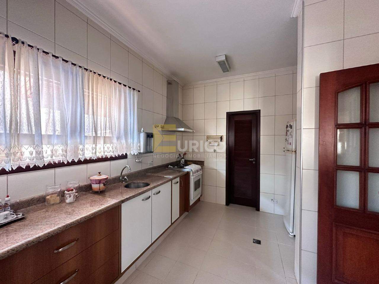 Casa em condomínio à venda no Condomínio Reserva Colonial em Valinhos/SP: 