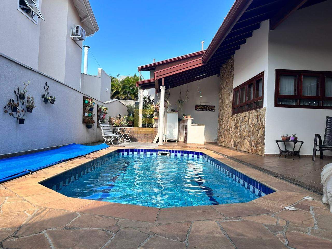 Casa em condomínio à venda no Condomínio Reserva Colonial em Valinhos/SP: 