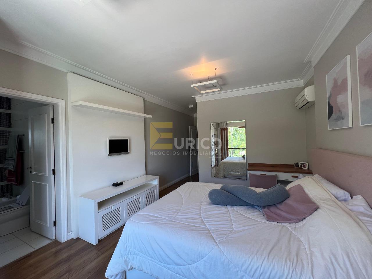 Casa em condomínio à venda no Condomínio Reserva Colonial em Valinhos/SP: 