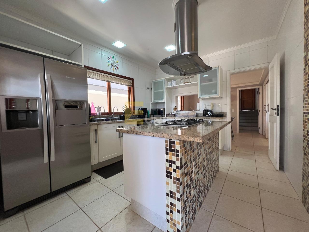 Casa em condomínio à venda no Condomínio Reserva Colonial em Valinhos/SP: 