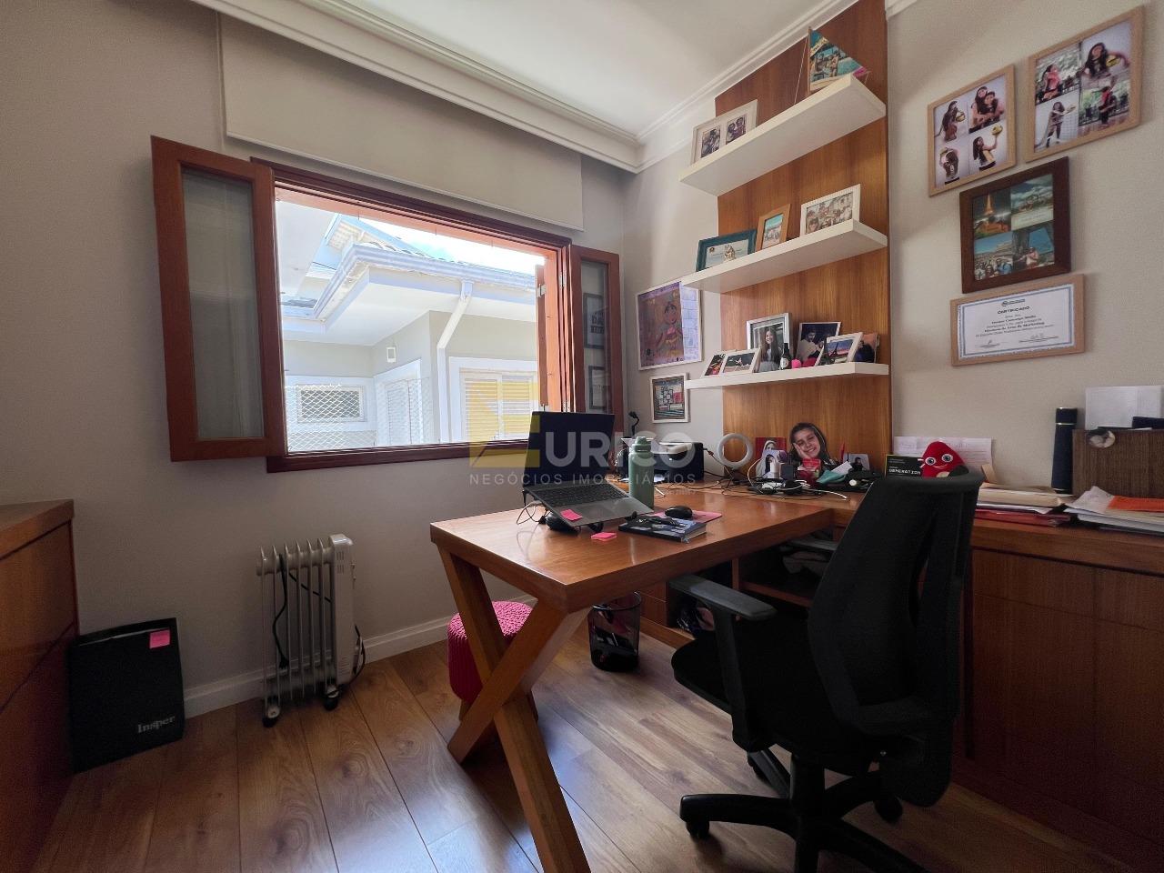 Casa em condomínio à venda no Condomínio Reserva Colonial em Valinhos/SP: 