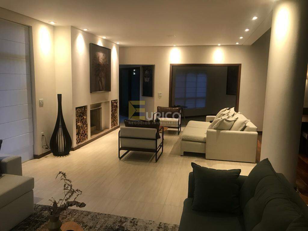 Casa em condomínio para aluguel no Condomínio Vale da Santa Fé em Vinhedo/SP: