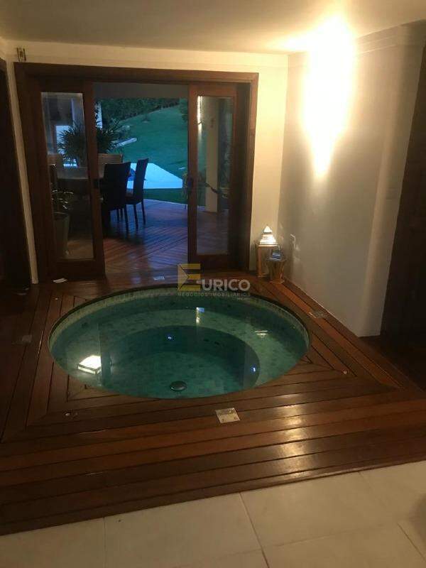 Casa em condomínio para aluguel no Condomínio Vale da Santa Fé em Vinhedo/SP: