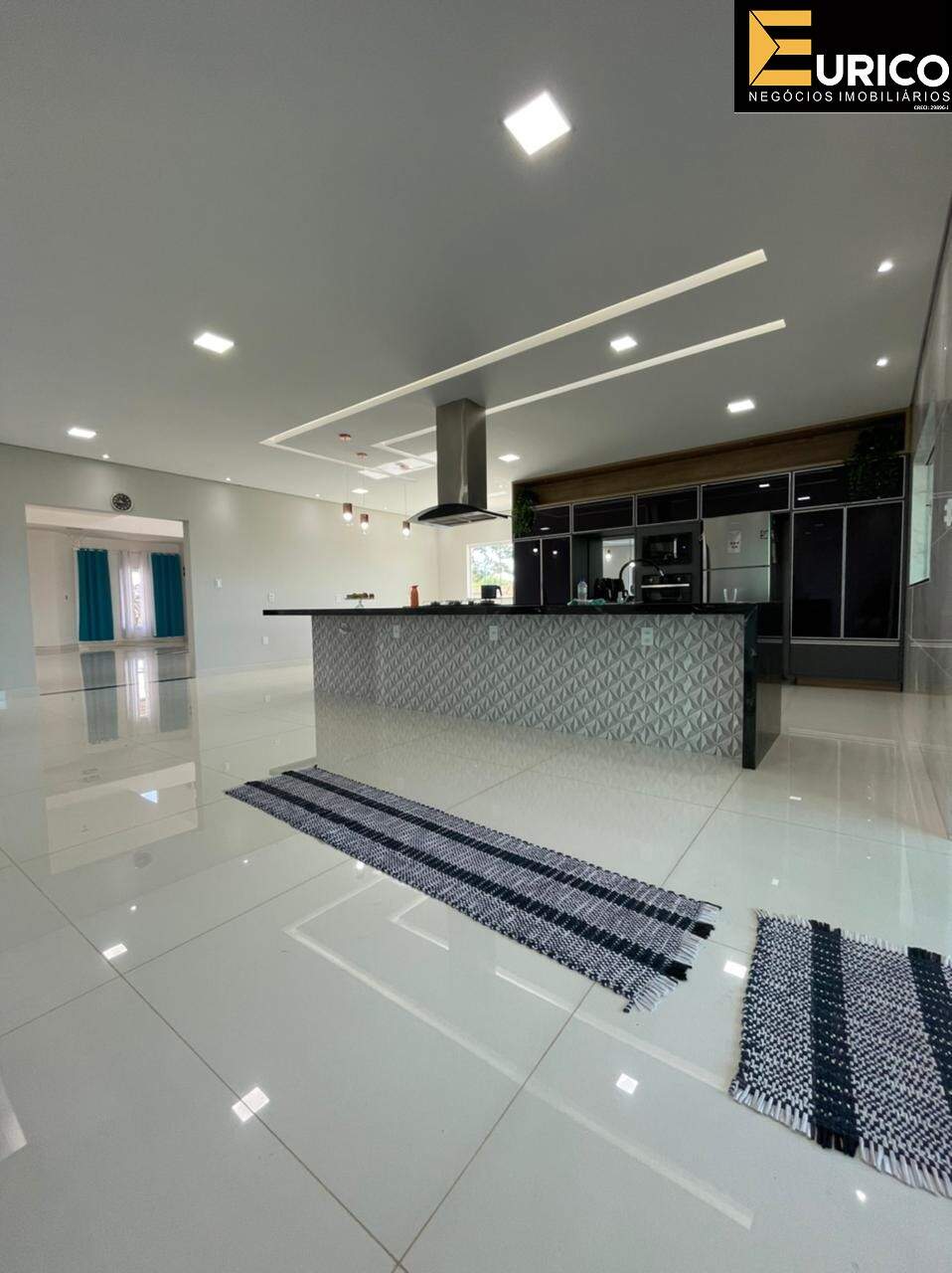 Casa à venda no Recanto dos Canjaranas em Vinhedo/SP: Foto 03