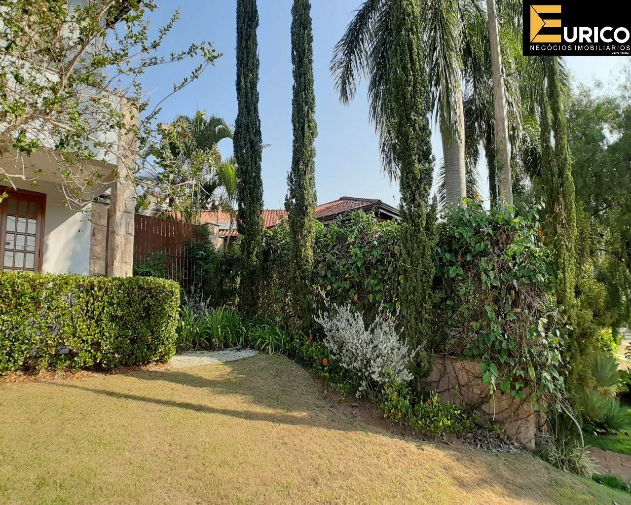 Casa à venda no Condomínio Vista Alegre - Sede em Vinhedo/SP: Foto 01