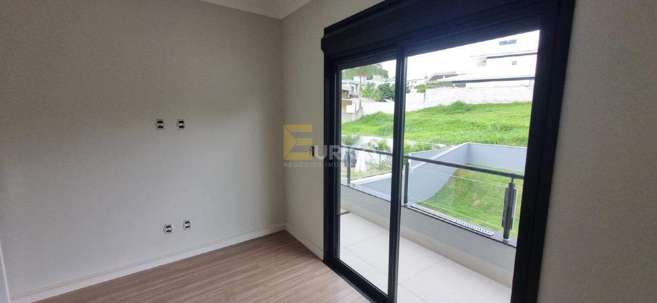 Casa em condomínio à venda no Condomínio Reserva dos Vinhedos em Louveira/SP: