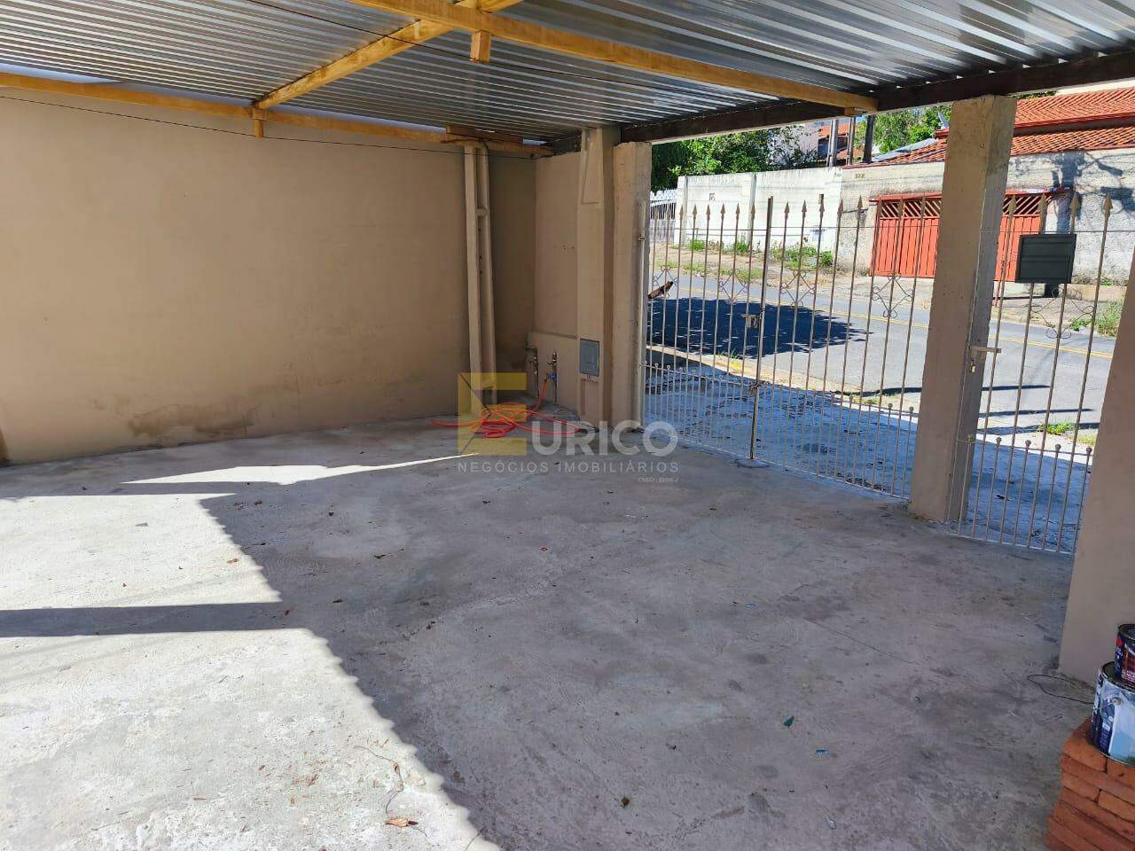 Casa à venda no PARQUE DAS COLINAS em Valinhos/SP: 