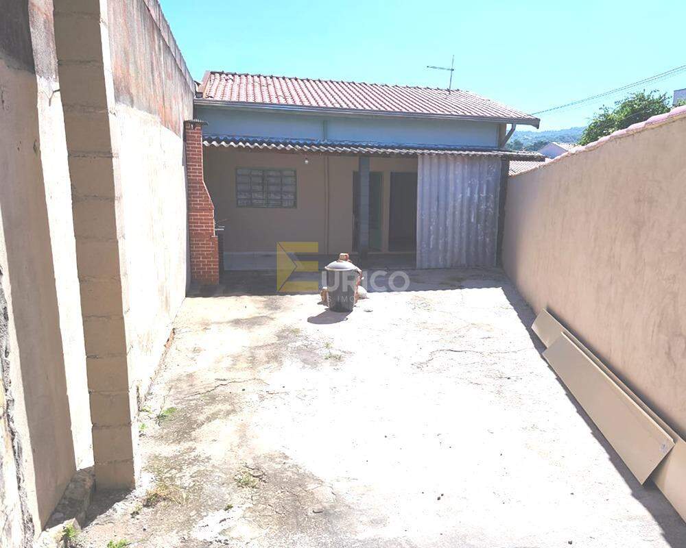 Casa à venda no PARQUE DAS COLINAS em Valinhos/SP: 