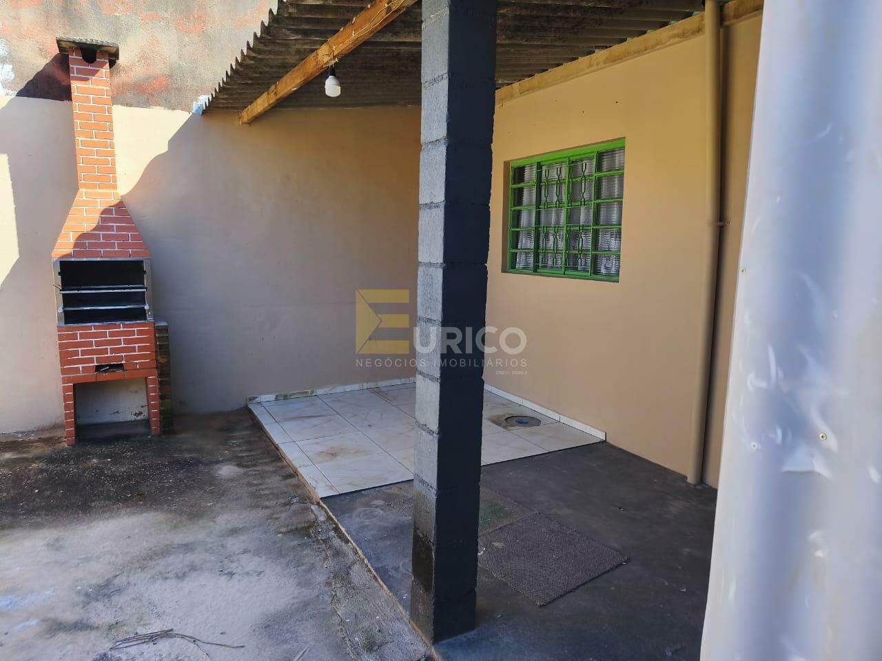 Casa à venda no PARQUE DAS COLINAS em Valinhos/SP: 
