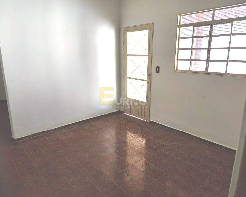 Casa à venda no PARQUE DAS COLINAS em Valinhos/SP: 