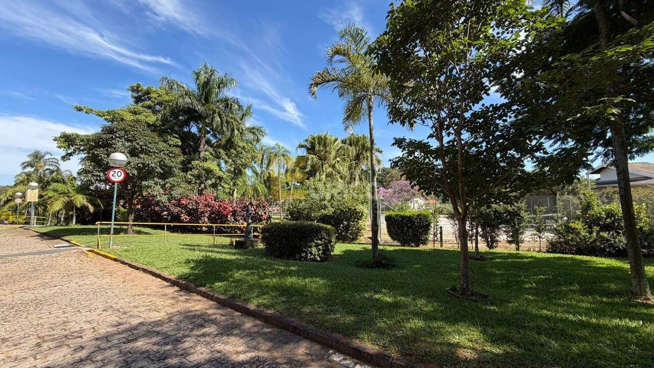 Apartamento para aluguel no Condomínio Residencial Portal do Quiririm em Valinhos/SP: 