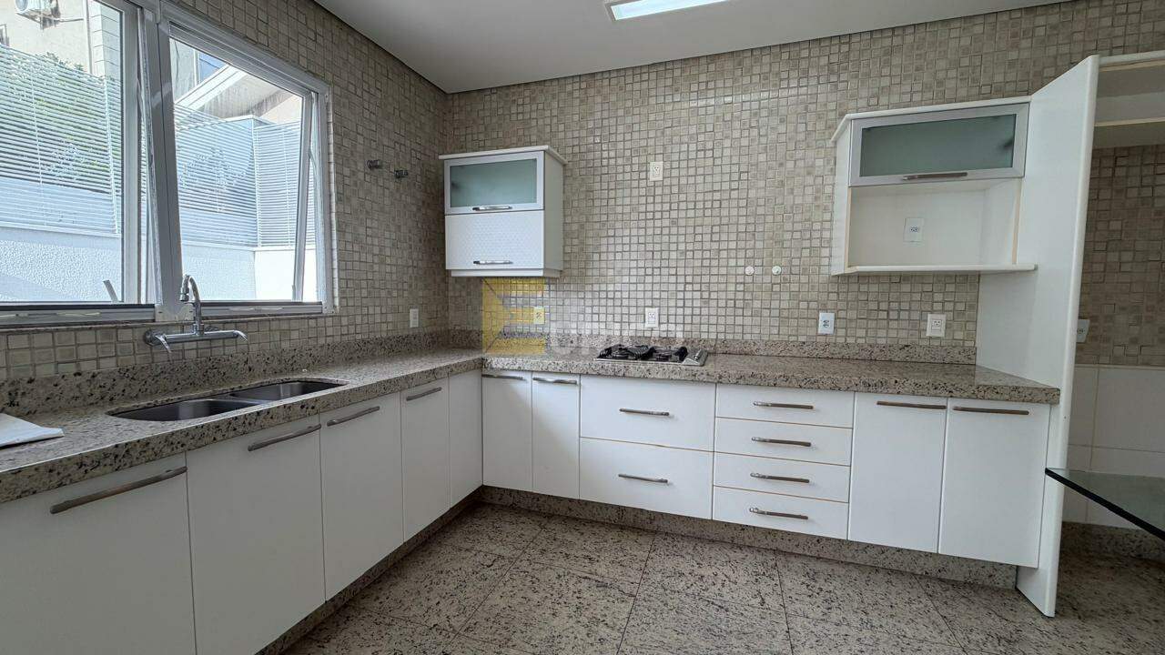 Casa em condomínio à venda no Condomínio Morada das Nascentes em Valinhos/SP: 