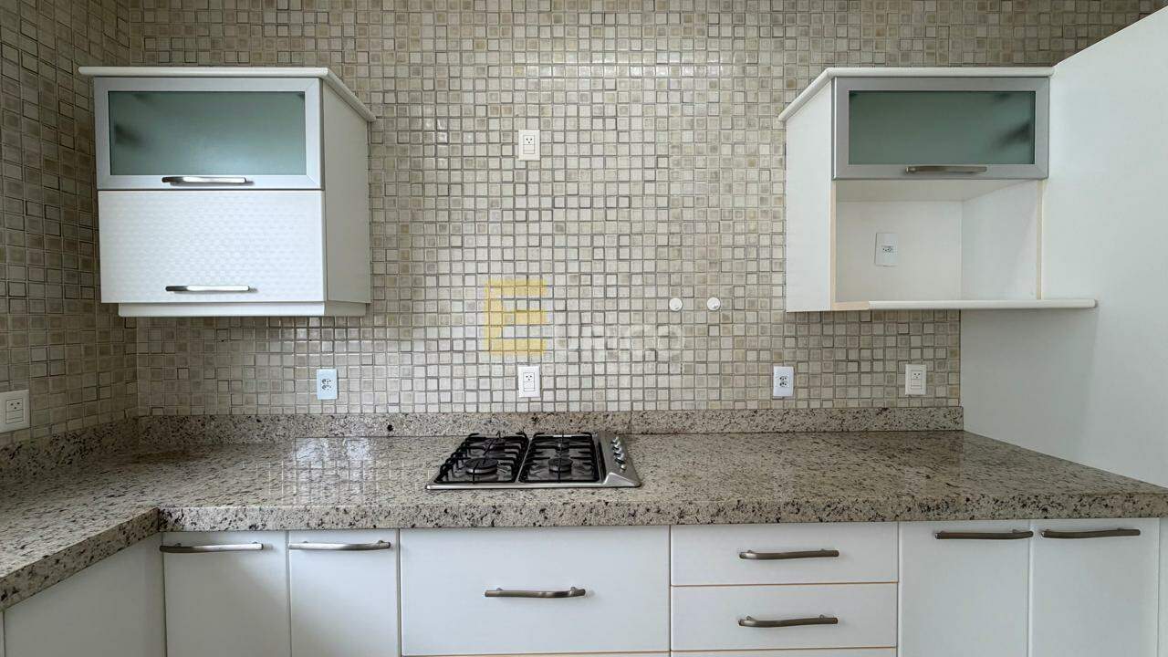 Casa em condomínio à venda no Condomínio Morada das Nascentes em Valinhos/SP: 