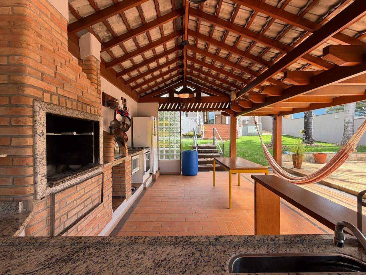 Casa em condomínio à venda no Condomínio Residencial Terras do Caribe em Valinhos/SP: 