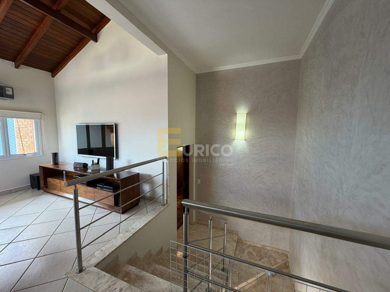Casa em condomínio à venda no Condomínio Residencial Terras do Caribe em Valinhos/SP: 