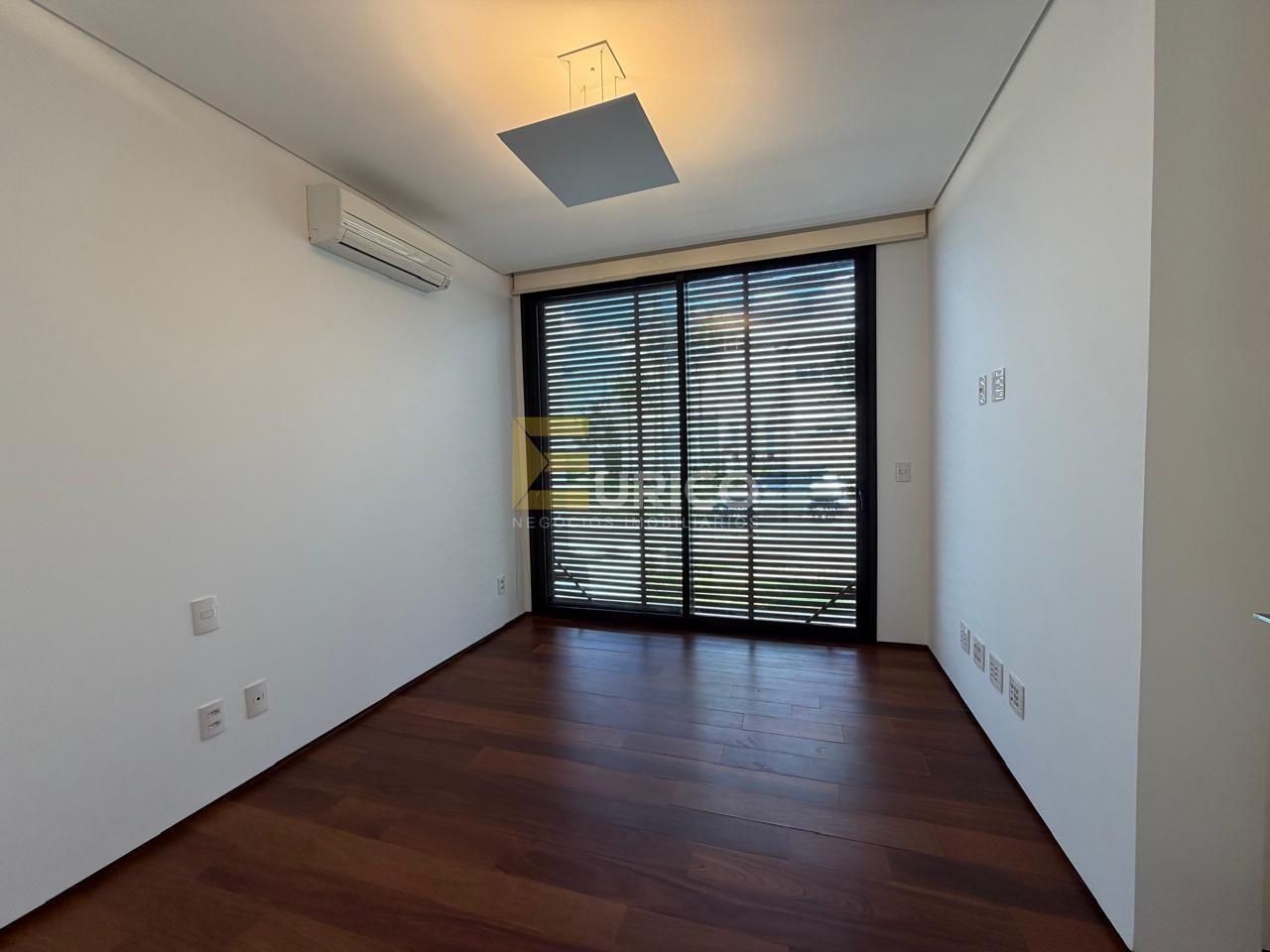 Casa em condomínio à venda no Condomínio Reserva das Palmeiras em Valinhos/SP: 