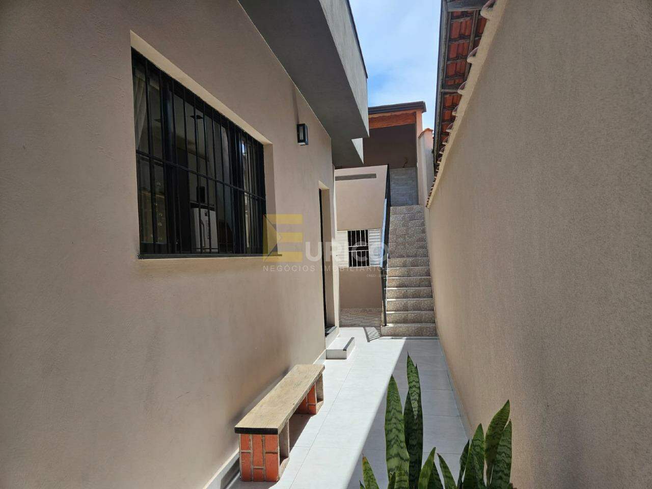 Casa à venda no JARDIM DO LAGO em Valinhos/SP: 