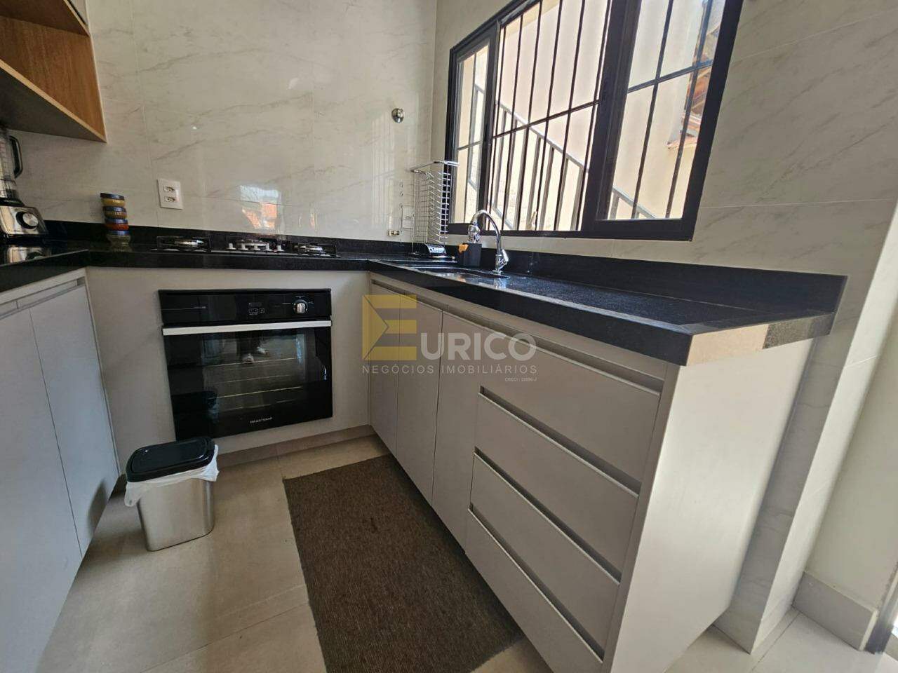 Casa à venda no JARDIM DO LAGO em Valinhos/SP: 